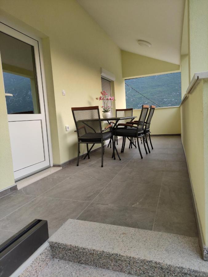 Mira 2 Apartment Zagvozd Екстериор снимка