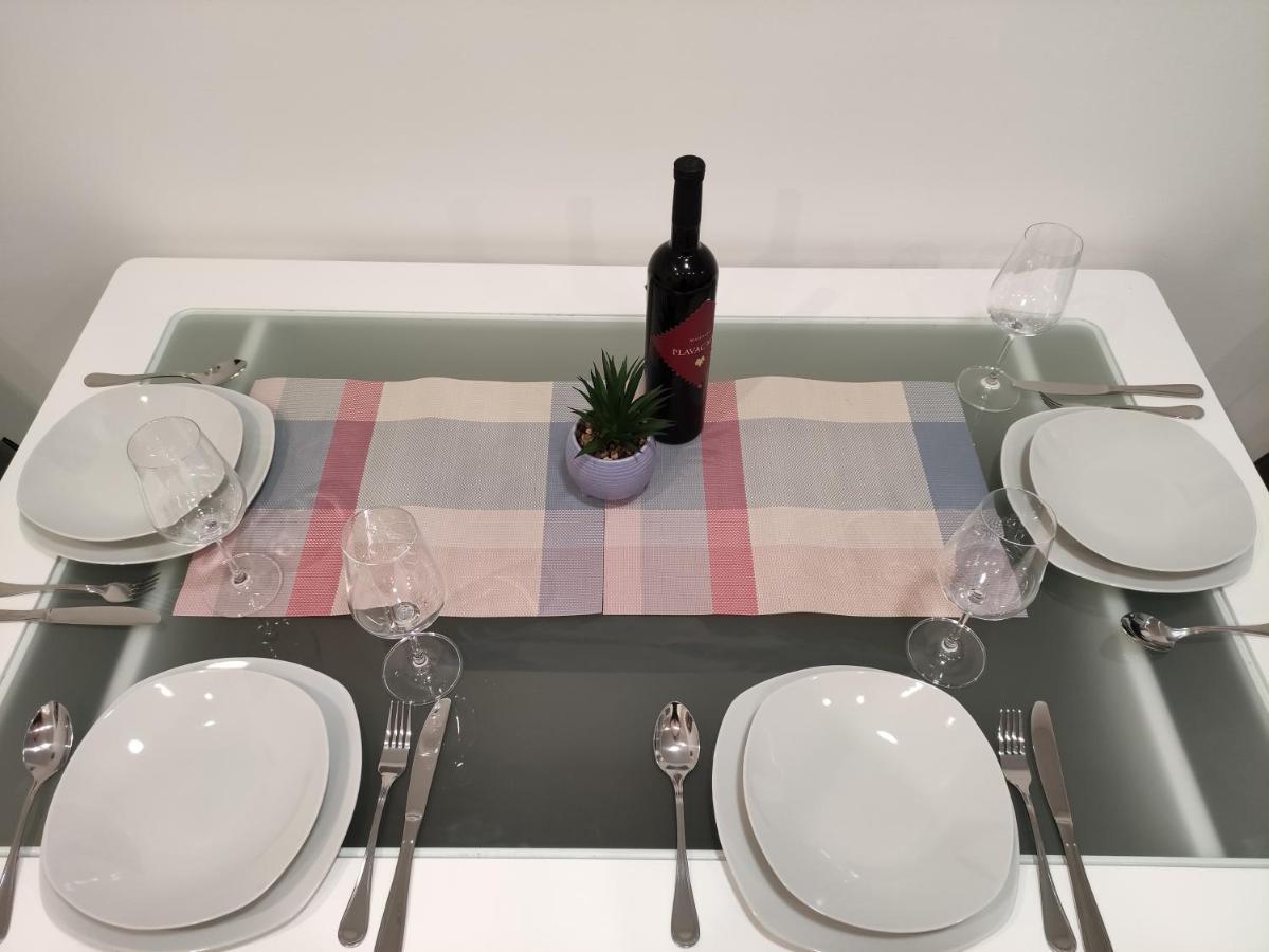 Mira 2 Apartment Zagvozd Екстериор снимка