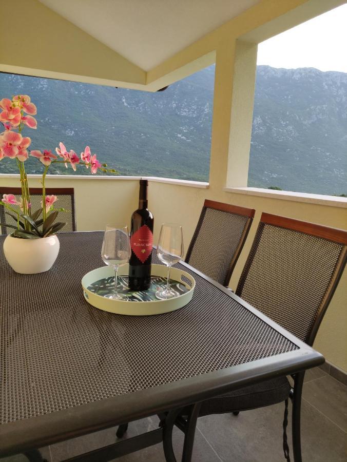 Mira 2 Apartment Zagvozd Екстериор снимка
