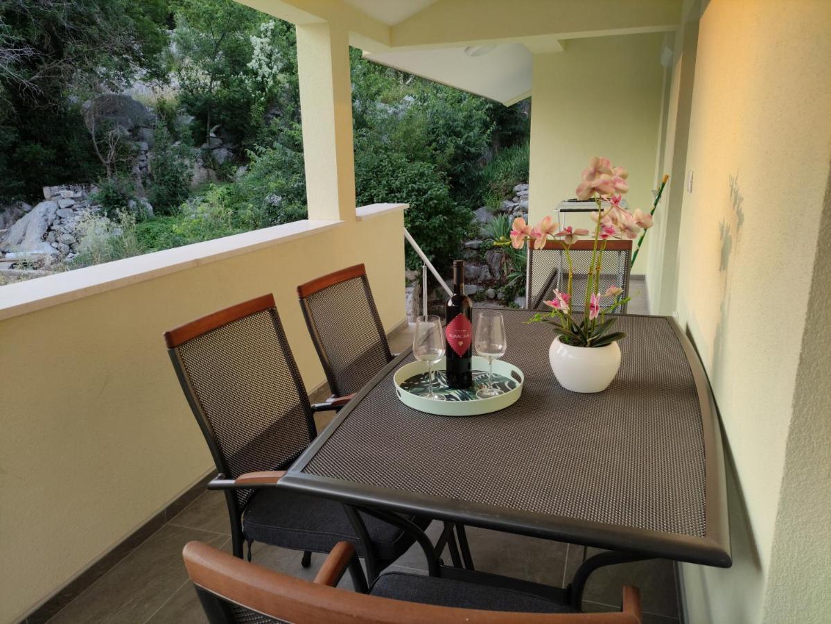 Mira 2 Apartment Zagvozd Екстериор снимка